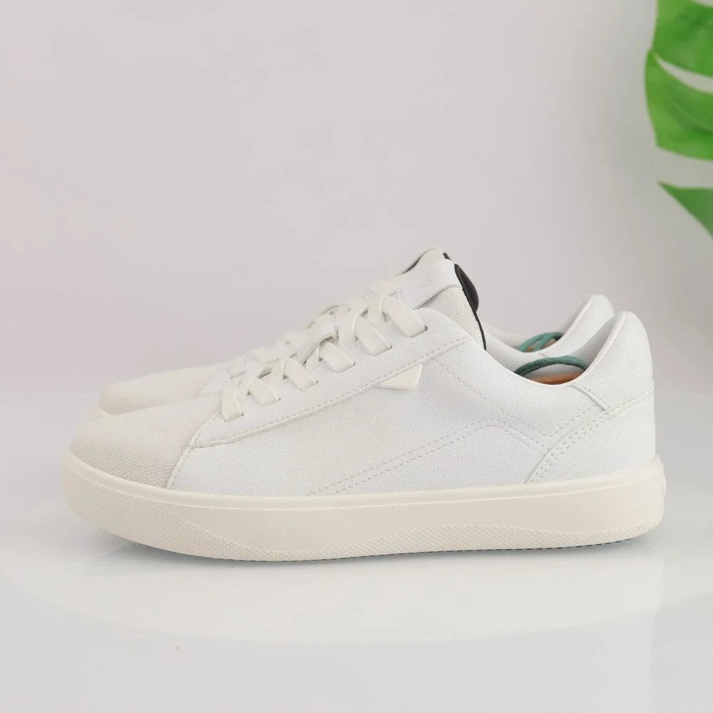 Vessi Womens Soho Sneaker Size 6 Waterproof White Vegan Leather Lace Up Shoe Low